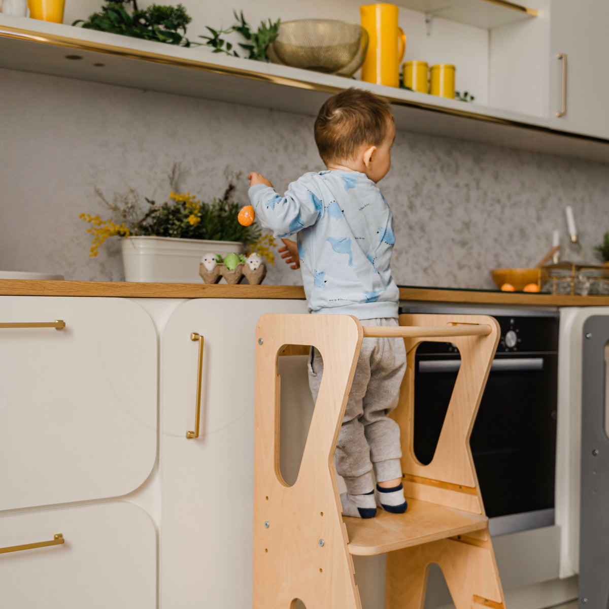 Küchenhelfer Klassik aus Holz für Kinder - Montessori-Lernturm - Ansicht 2